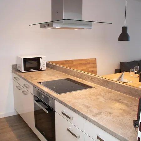 - Feldstrasse 30-h Apartment *